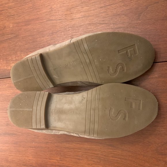 NWOT - Franco Sarto Tan Suede Oxfords - size 8.5 - Picture 3 of 3